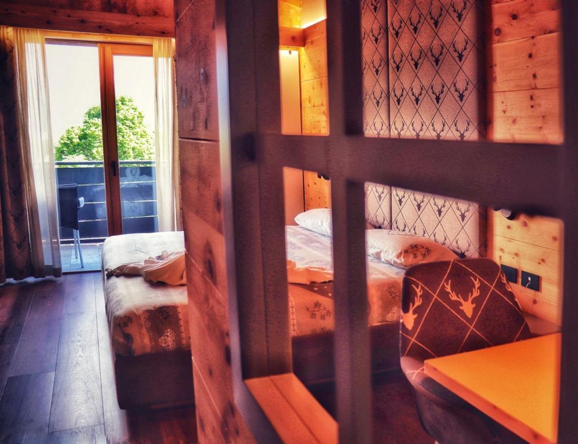 Hotel Panorama Wellness & Resort Malosco Bagian luar foto