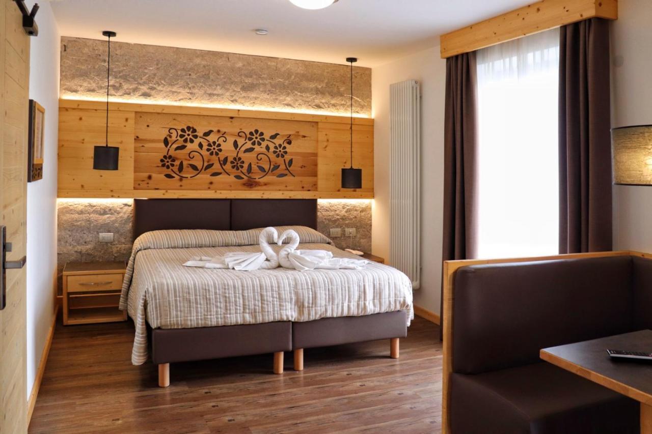Hotel Panorama Wellness & Resort Malosco Bagian luar foto