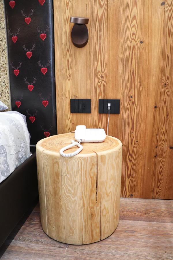 Hotel Panorama Wellness & Resort Malosco Bagian luar foto